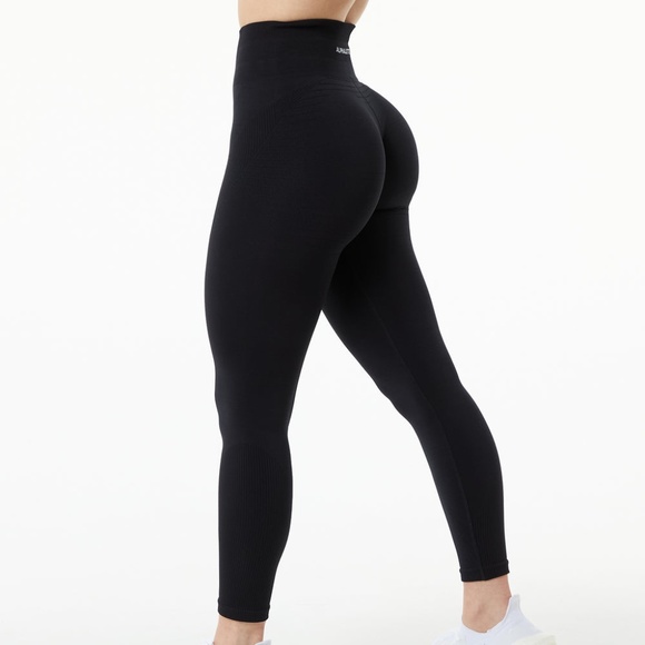 Alphalete Black Leggings - Picture 1 of 5